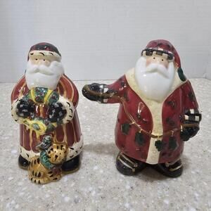 Sakura Debbie Mumm Santa Spirit Salt & Pepper Shaker Set Christmas Santas